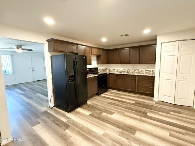 2027 N 66th Drive, Phoenix, AZ 85035