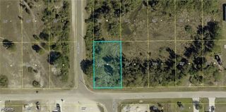 2518 41st ST SW, Lehigh Acres, FL 33976