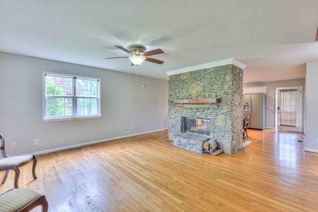 4923 Ash Hill Rd, Spring Hill, TN 37174