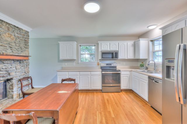 4923 Ash Hill Rd, Spring Hill, TN 37174