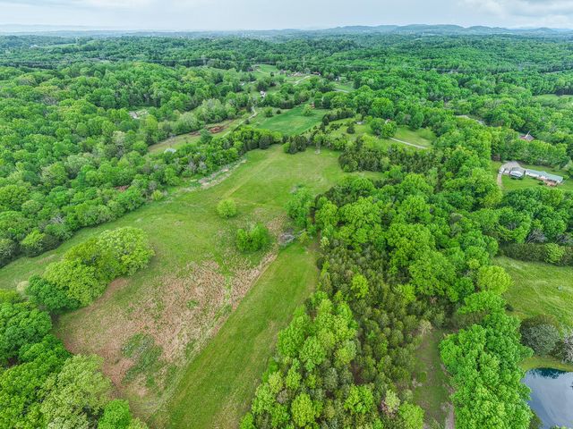 4923 Ash Hill Rd, Spring Hill, TN 37174