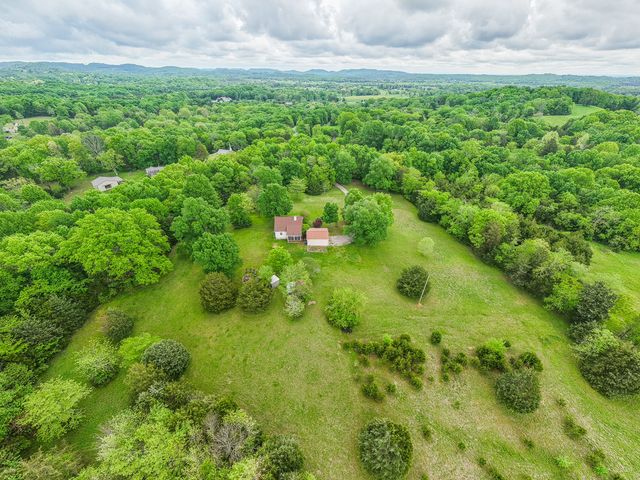 4923 Ash Hill Rd, Spring Hill, TN 37174