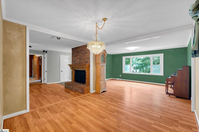 101 Nottingham Way, Anderson, SC 29621