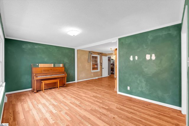 101 Nottingham Way, Anderson, SC 29621