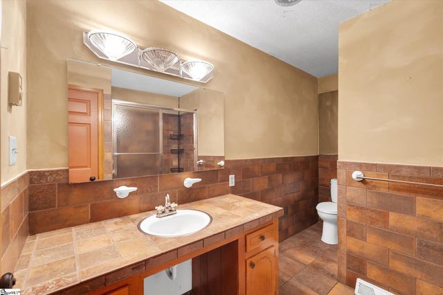 101 Nottingham Way, Anderson, SC 29621