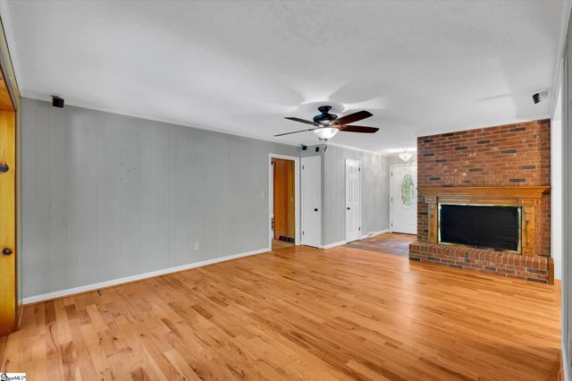 101 Nottingham Way, Anderson, SC 29621