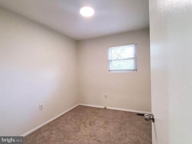 902 ANVIL RD, Fredericksburg, VA 22405