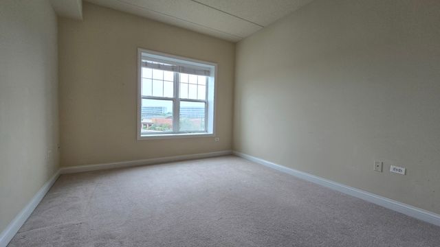 101 Pointe Drive 302, Northbrook, IL 60062