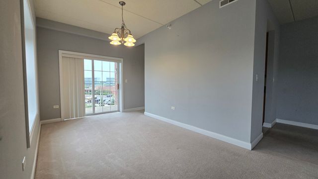 101 Pointe Drive 302, Northbrook, IL 60062