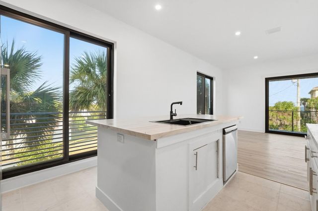 1321 N CENTRAL AVENUE, Flagler Beach, FL 32136