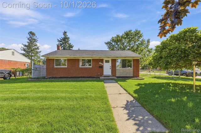 40518 Pickett Ridge Road, Sterling Heights, MI 48313