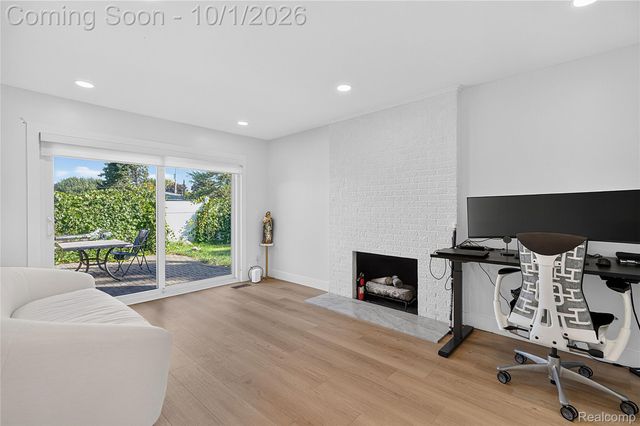 40518 Pickett Ridge Road, Sterling Heights, MI 48313