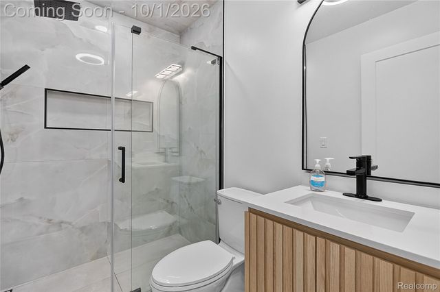 40518 Pickett Ridge Road, Sterling Heights, MI 48313