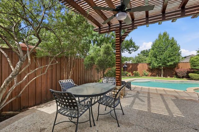 3207 Willow Ridge Trail, Carrollton, TX 75007