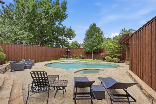 3207 Willow Ridge Trail, Carrollton, TX 75007