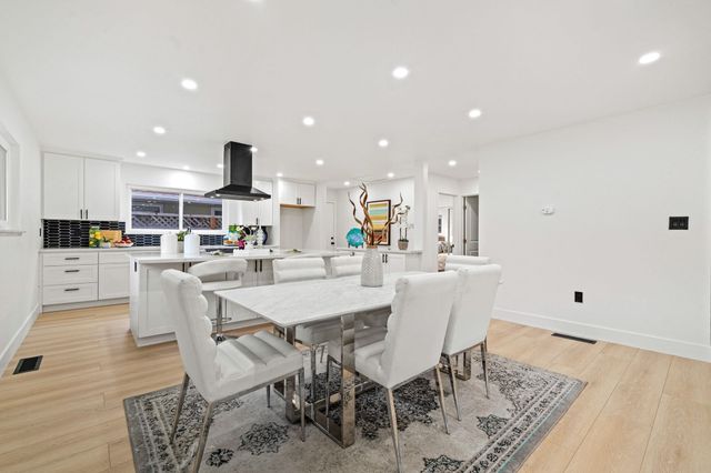 5084 Seaview Ave, Castro Valley, CA 94546