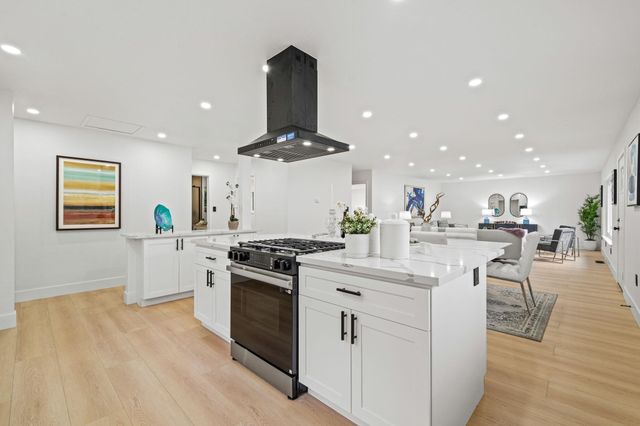 5084 Seaview Ave, Castro Valley, CA 94546