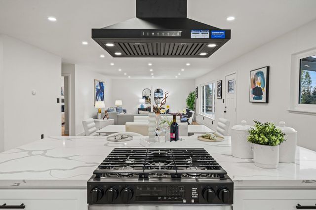 5084 Seaview Ave, Castro Valley, CA 94546