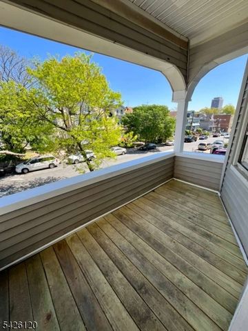 132 Mapes Ave, Newark City, NJ 07112