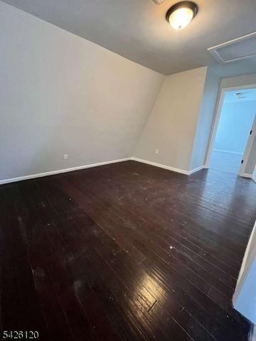 132 Mapes Ave, Newark City, NJ 07112