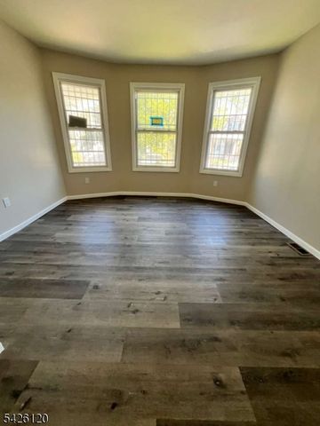 132 Mapes Ave, Newark City, NJ 07112