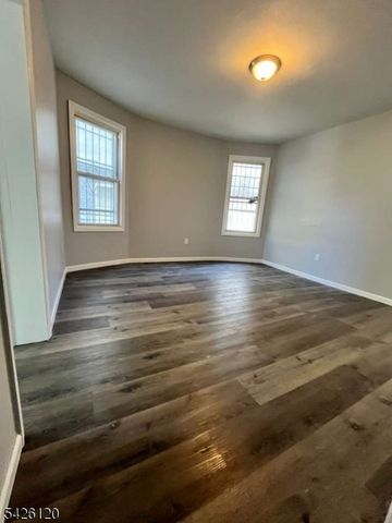 132 Mapes Ave, Newark City, NJ 07112