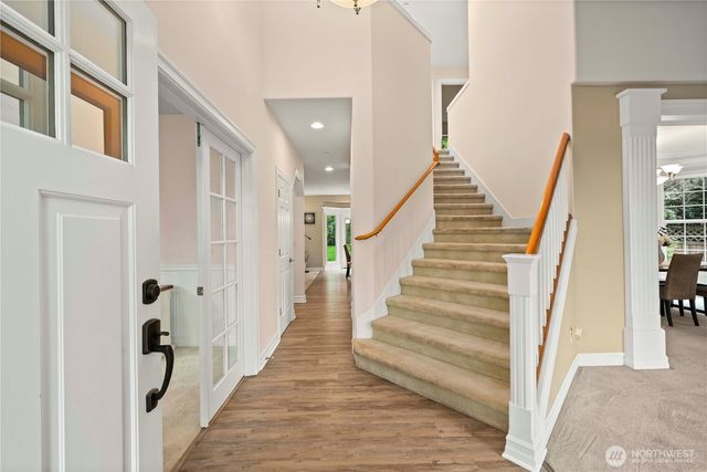 22851 SE Lake Wilderness Drive S, Maple Valley, WA 98038