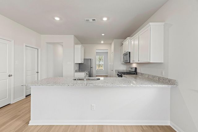 8807 New Jade Drive, Iowa Colony, TX 77583