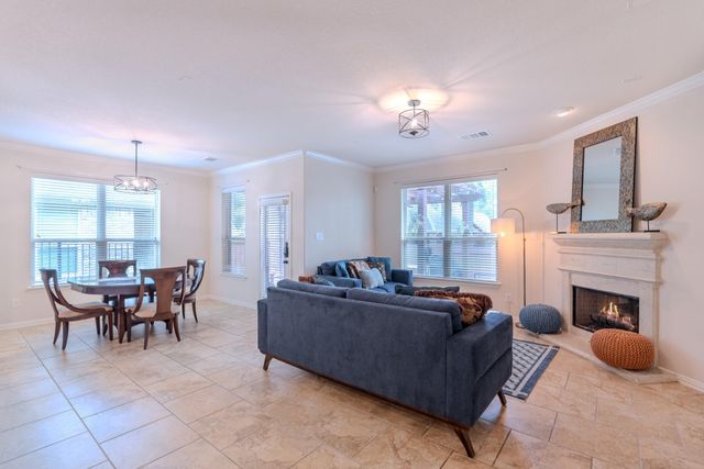 14 Arrowfeather Place, The Woodlands, TX 77389