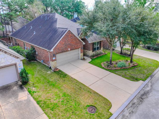 14 Arrowfeather Place, The Woodlands, TX 77389