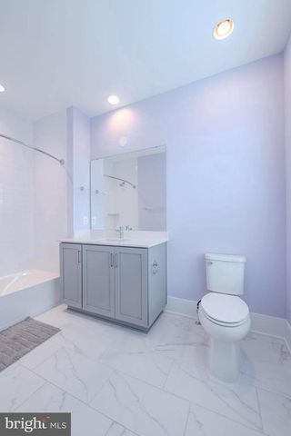 11382 EMERALD PARK RD, Potomac, MD 20854