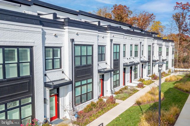 11382 EMERALD PARK RD, Potomac, MD 20854