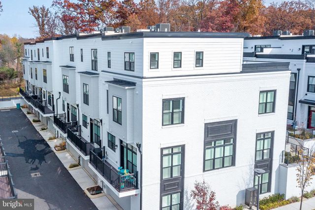 11382 EMERALD PARK RD, Potomac, MD 20854