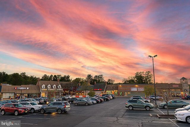 11382 EMERALD PARK RD, Potomac, MD 20854