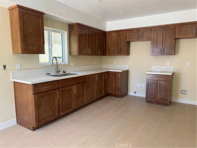 908 Lakme Avenue, Wilmington, CA 90744