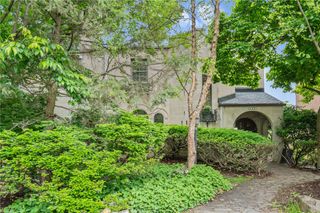5401 Guarino Road, Squirrel Hill, PA 15217