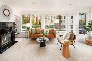 4528 8th Avenue NE #3C, Seattle, WA 98105