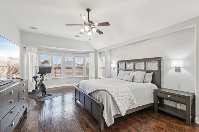 9413 Lakeway Drive, Argyle, TX 76226