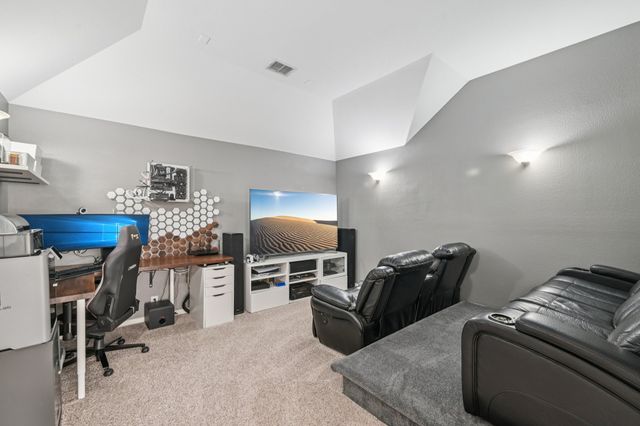 9413 Lakeway Drive, Argyle, TX 76226