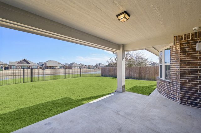 9413 Lakeway Drive, Argyle, TX 76226