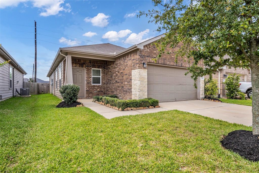 25703 Bottlebrush Sedge Street, Katy, TX 77493