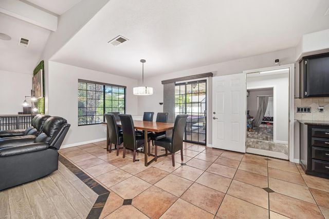 7806 Antelope Rd, Citrus Heights, CA 95610