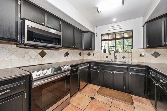 7806 Antelope Rd, Citrus Heights, CA 95610