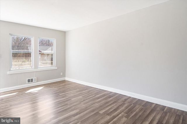 706 NORRIS LN, Baltimore, MD 21221