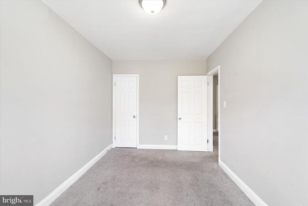 Image 32 of property listing at 706 NORRIS LN, Baltimore, MD 21221