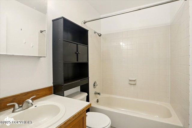 10260 Jamestown Drive, #A25, Anchorage, AK 99507