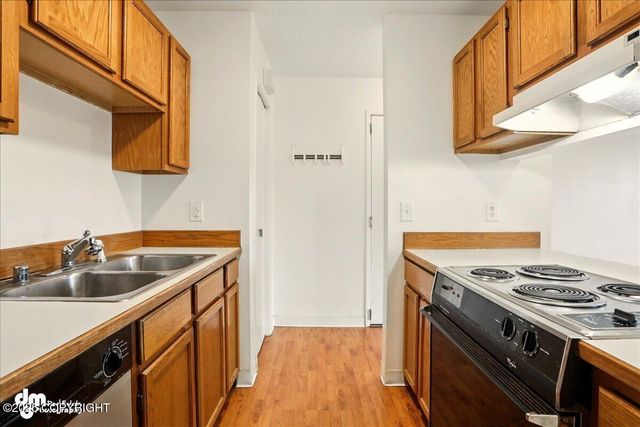 10260 Jamestown Drive, #A25, Anchorage, AK 99507