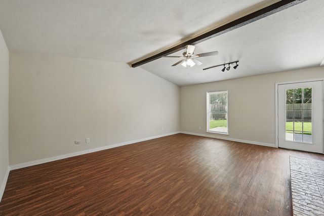 1908 Rutherford Lane, Arlington, TX 76014