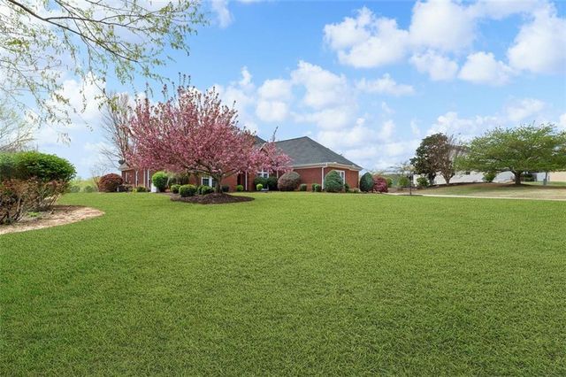 617 Gold Buillon W Drive, Dawsonville, GA 30534