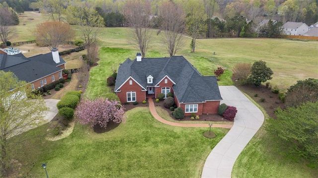 617 Gold Buillon W Drive, Dawsonville, GA 30534
